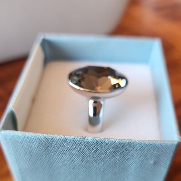 Touchstone Crystal Eclipse Ring - Size 7 - Picture 3 of 7
